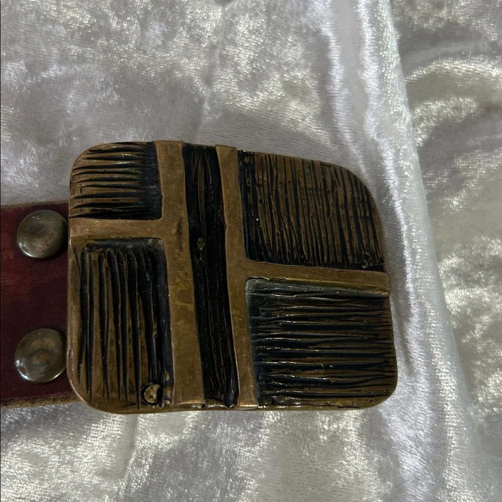 HAND MADE LEATHER BELT L